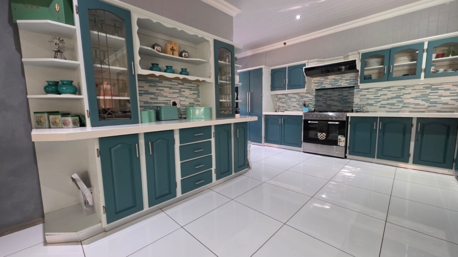 3 Bedroom Property for Sale in Wilkoppies North West